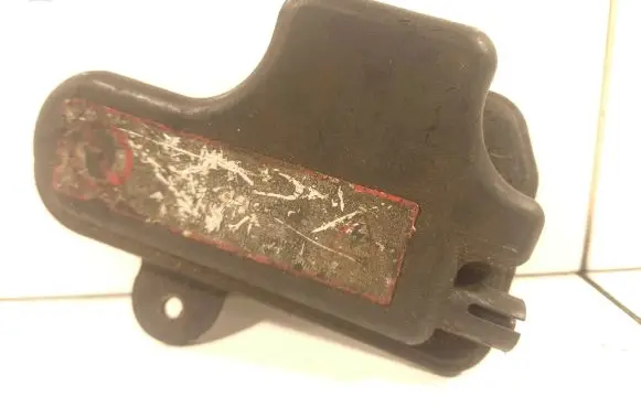 Audi TT Mk1 Vacuum air tank 06A131541