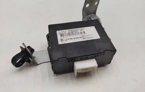 Lexus RX 330 - 350 - 400H Immobilizer control unit/module 8978048010 97RI010579 626403000