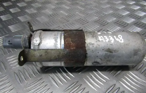 Air conditioning (A/C) air dryer