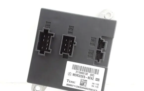 Mercedes-Benz E W211 Other control units/modules 2115452132