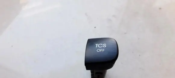 Traction control (ASR) switch