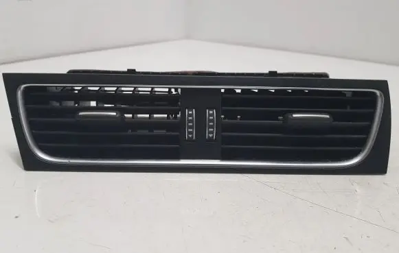 Audi A5 Sportback 8TA Dash center air vent grill 8T1820951D