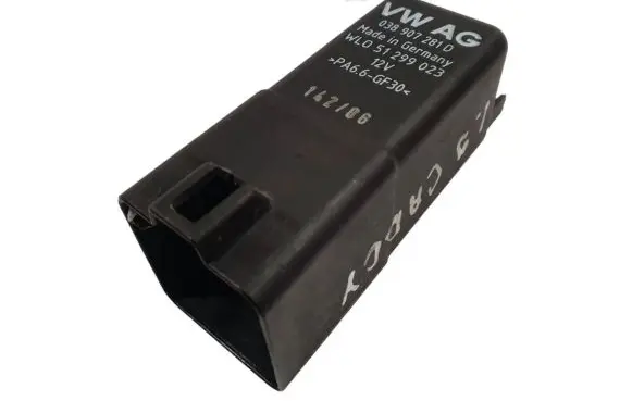 Volkswagen Caddy Glow plug pre-heat relay 038907281D 51299023