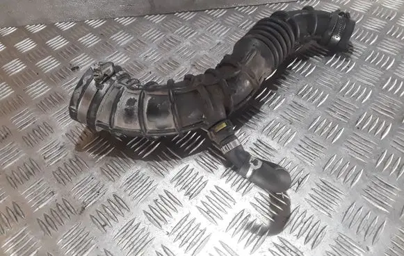 Nissan Note (E11) Turbo air intake inlet pipe/hose 8200500383C