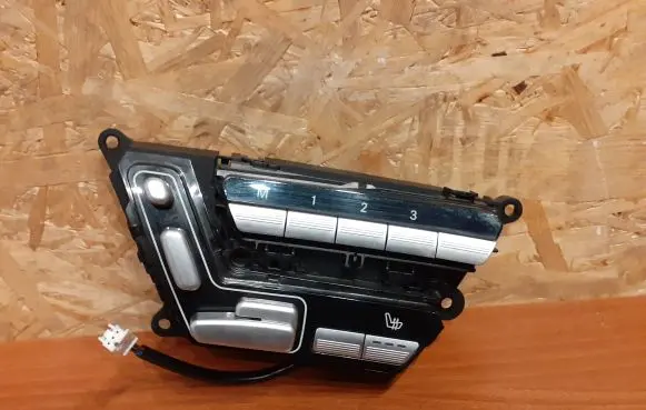 Mercedes-Benz S W221 Seat control switch 2520 A2218700458