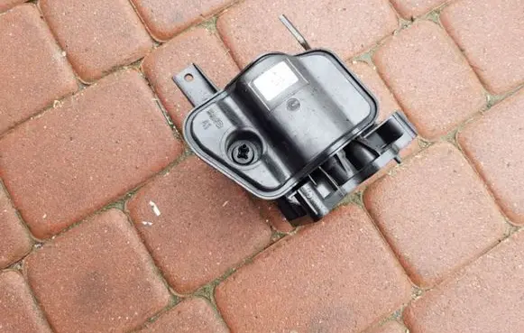 Opel Insignia A EGR valve cooler 55579324
