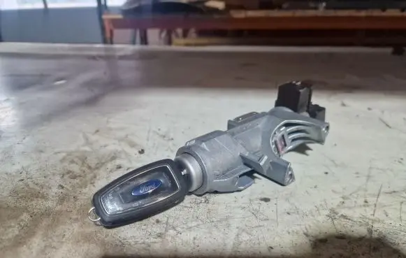 Ford Ranger Ignition lock AB393F880AA