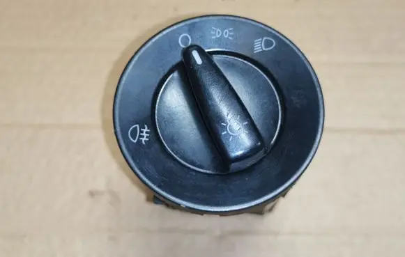 Volkswagen PASSAT B5.5 Light switch 1C0941531