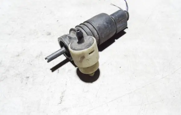 Audi A6 S6 C5 4B Windscreen/windshield washer pump