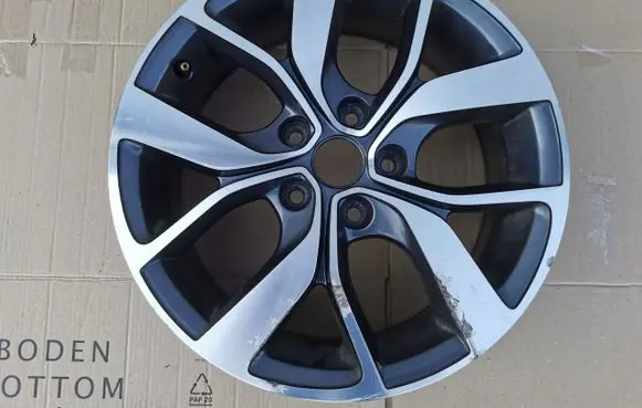Renault Clio IV R17 alloy rim 403002961R