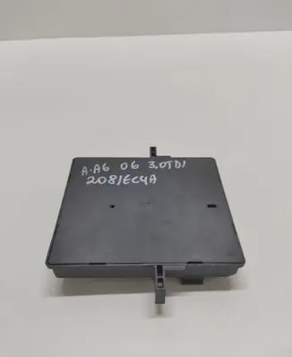 Audi A6 S6 C5 4B Comfort/convenience module 4F0907279 F005V00619