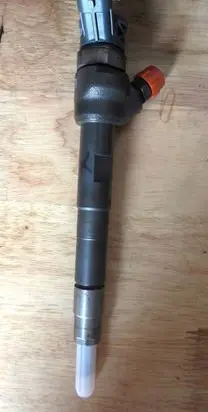 Jaguar XE Fuel injector 0445110654