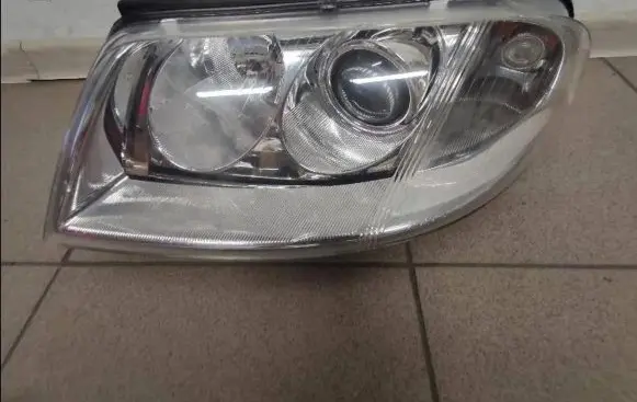 Volkswagen PASSAT B5 Headlight/headlamp