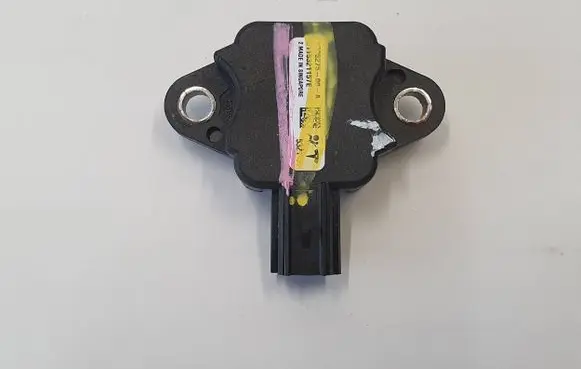 Tesla Model S Airbag deployment crash/impact sensor 100527500A 0115321157E