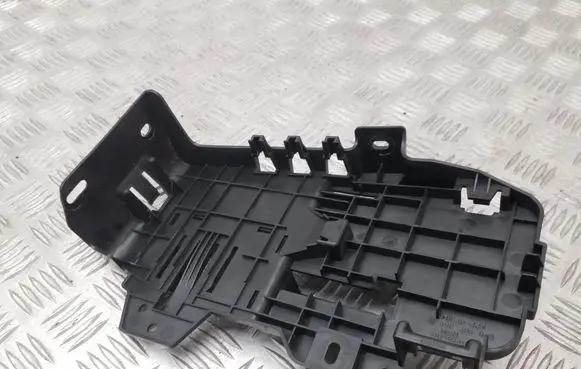 Audi A3 S3 8P Other engine bay part 8P0907368B