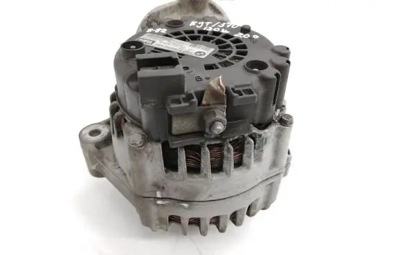 BMW 3 E90 E91 Generator/alternator 7802261