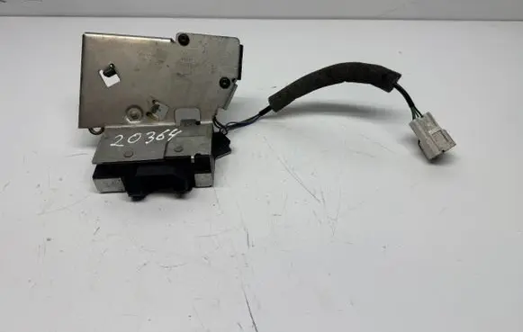 Ford Mondeo Mk III Tailgate lock latch S1XNA3S71