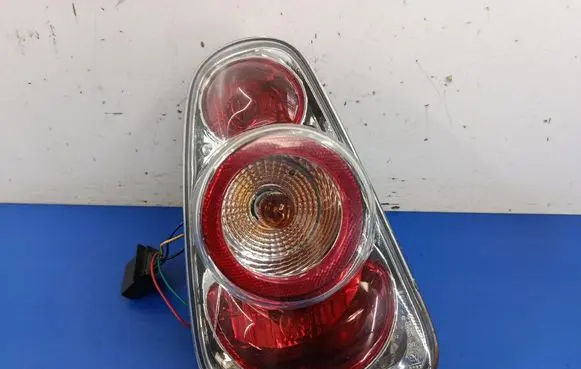 Mini One - Cooper R50 - 53 Rear/tail lights