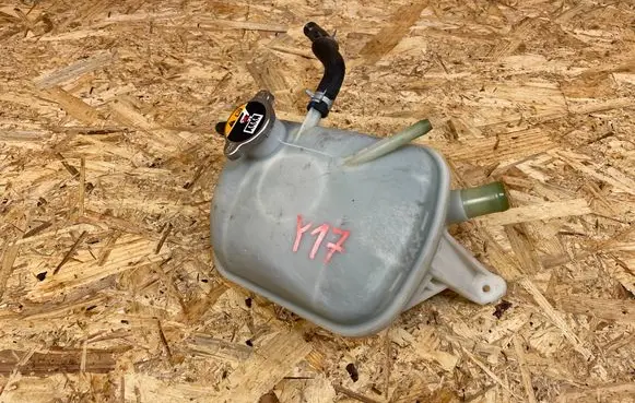 KIA Pro Cee'd III Coolant expansion tank/reservoir 25430F3300