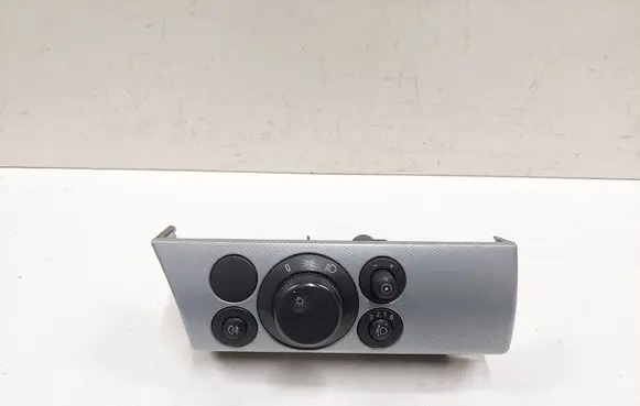 Opel Astra H Light switch 13100136 LK04063030 0320D