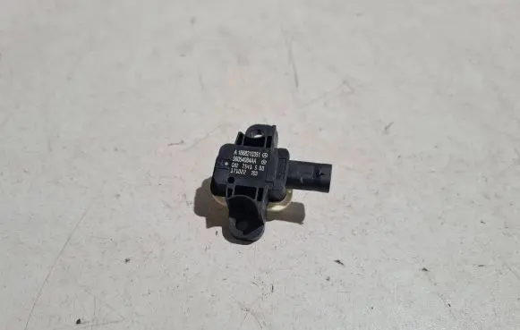 Mercedes-Benz GLE (W166 - C292) Airbag deployment crash/impact sensor A1668210351