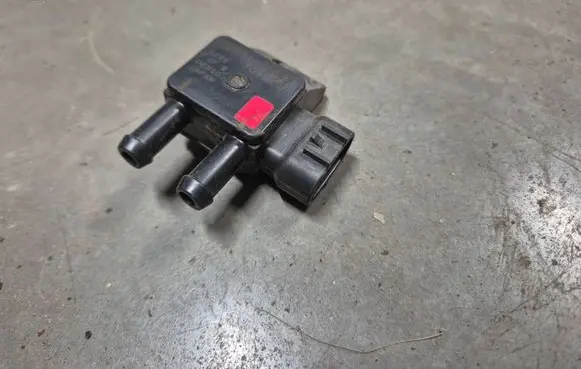 Toyota Hilux (AN10, AN20, AN30) Exhaust gas pressure sensor 8948112050