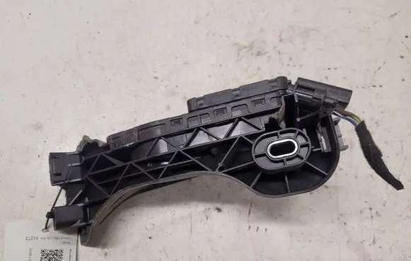 Skoda Octavia Mk2 (1Z) Accelerator throttle pedal 1K1721503P
