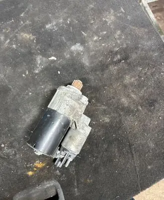 Volkswagen Golf SportWagen Starter motor 0001121412