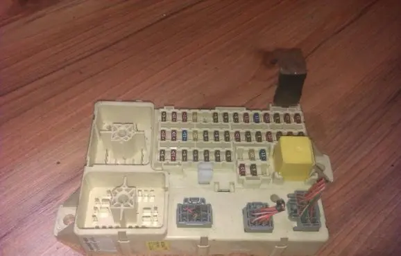 Jaguar X-Type Fuse box set 1r8t14a067ab