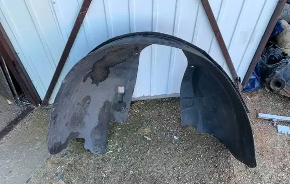 Chrysler 300 - 300C Front wheel arch liner splash guards
