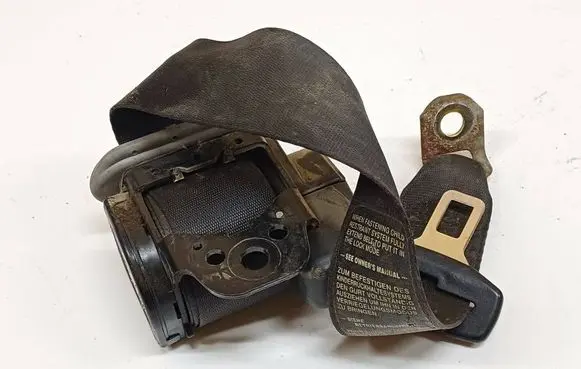Mitsubishi Space Star Rear seatbelt 0427145 570522200F