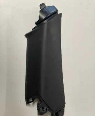 Porsche Macan (95B) (C) pillar trim 95B867287