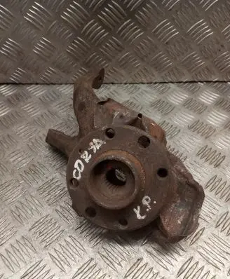 Opel Corsa B Front wheel hub 