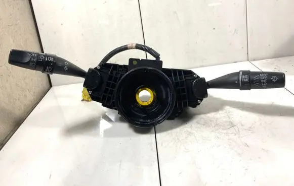 Honda Accord Wiper turn signal indicator stalk/switch M226581