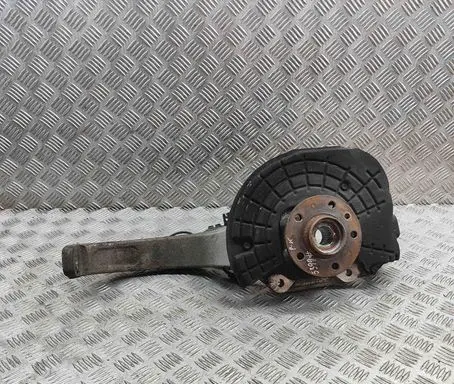 Maserati Levante Front wheel hub 670032053