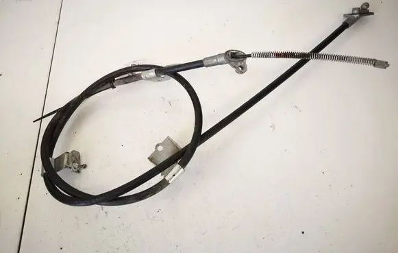 Handbrake/parking brake wiring cable