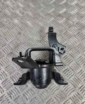 Lexus RX 450H Engine mount bracket