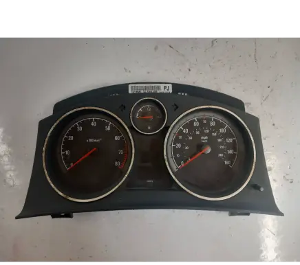 Opel Zafira B Speedometer (instrument cluster) 13216687 SW4405