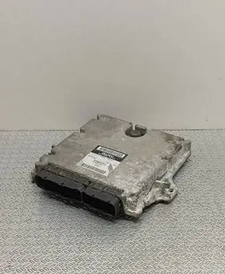 Renault Espace - Grand espace IV Engine control unit/module 8200453261 2758003850 8973804220