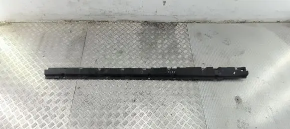 BMW X5 E70 Sill supporting ledge 7207195
