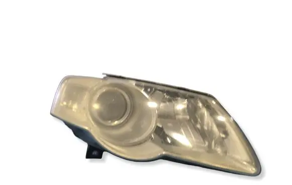 Volkswagen PASSAT B6 Headlight/headlamp 3C0941006M