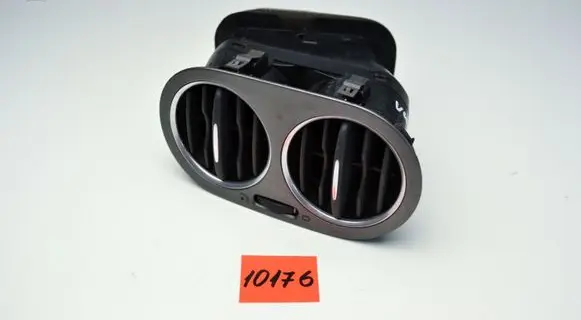 Volkswagen Tiguan Dashboard side air vent grill/cover trim 5N0819704A