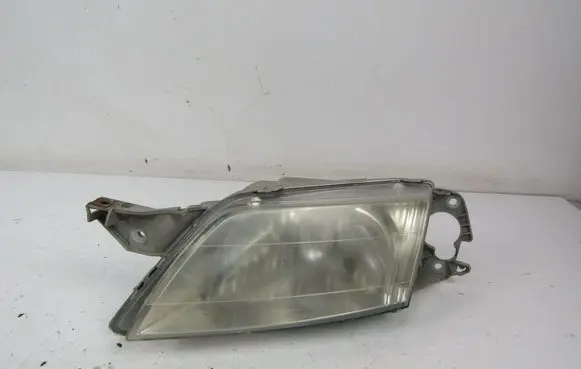 Mazda Premacy Headlight/headlamp 