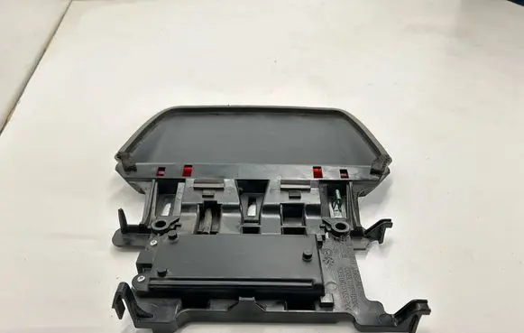 Dodge Charger Third/center stoplight 68402348AB 134581