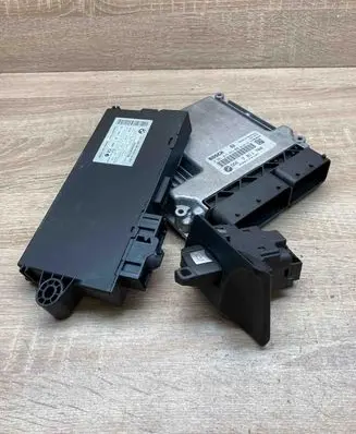 BMW 1 E81 E87 Engine ECU kit and lock set 7811700 9147212 6954720