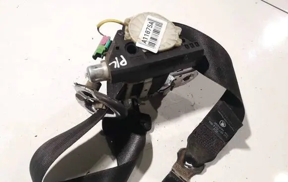 Skoda Roomster (5J) Front seatbelt 