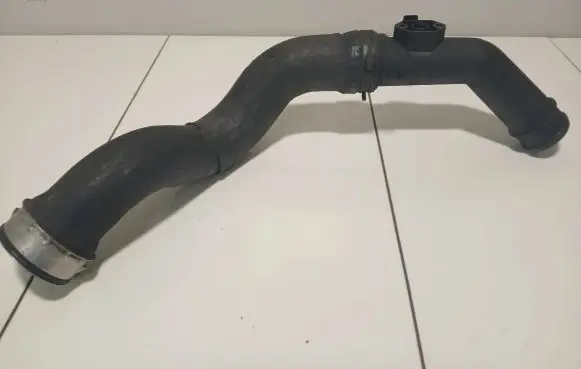 Volkswagen Golf Plus Intercooler hose/pipe 7m3145957c
