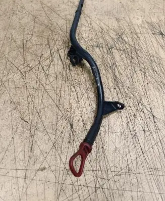 BMW 5 F10 F11 Oil level dip stick 781049203