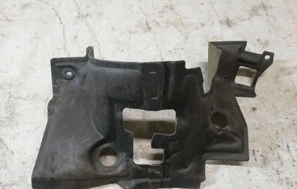 Mitsubishi Outlander Other engine bay part