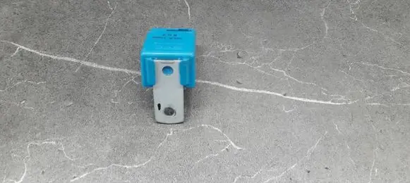 Hyundai Excel II Fuel pump relay 9683122000
